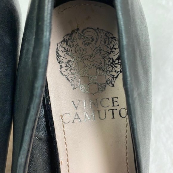 Vince Camuto Black Leather Pumps Heels, size 6 - Picture 5 of 7